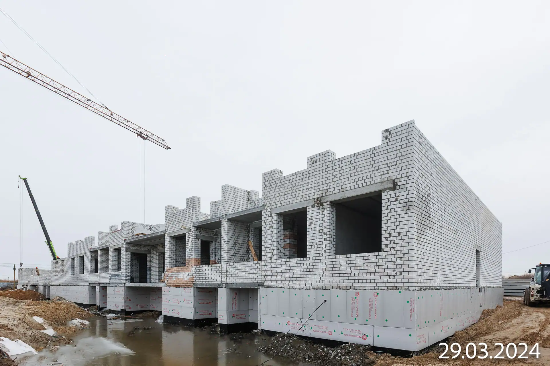 апрель, 2024