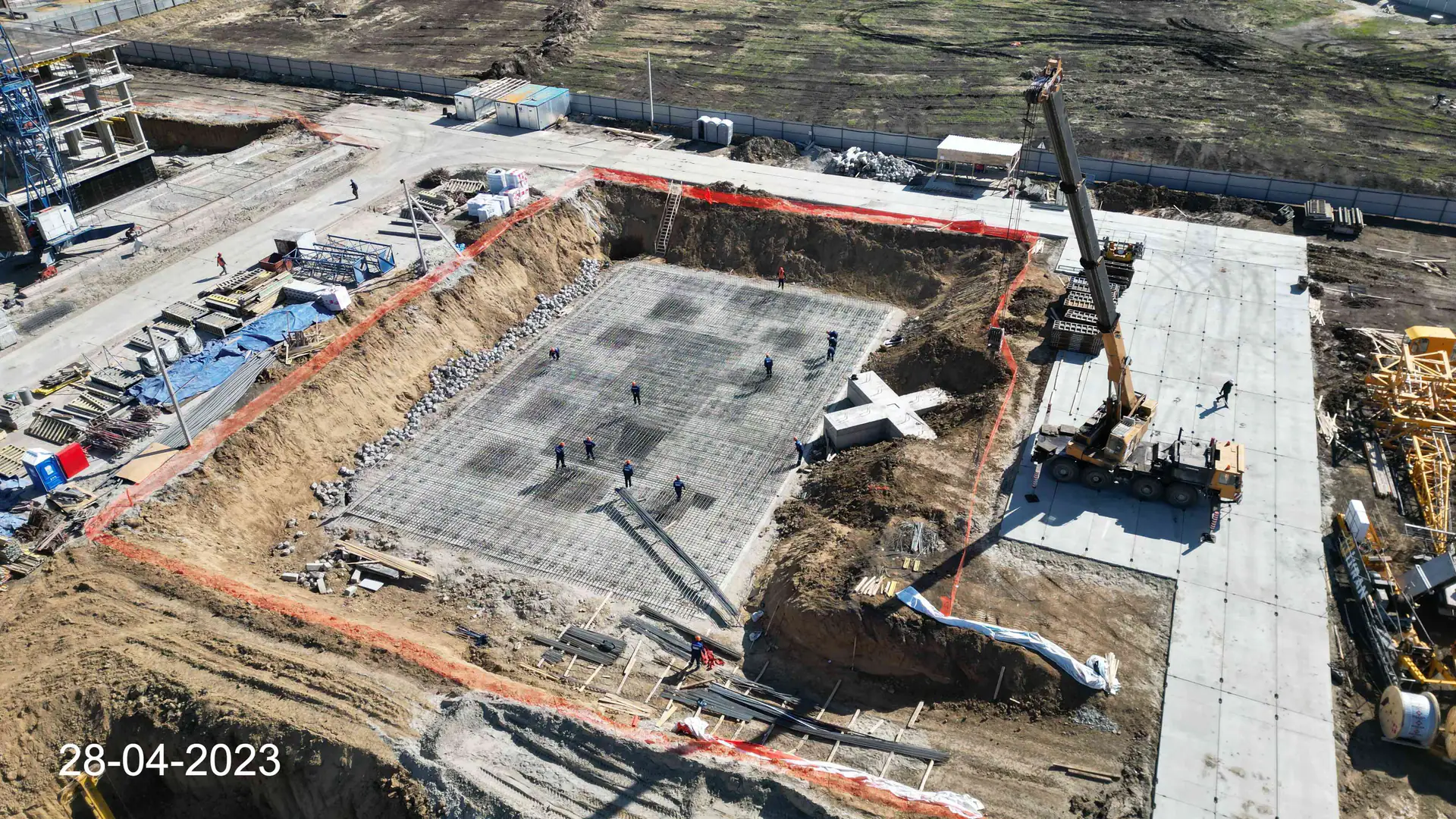 апрель, 2023