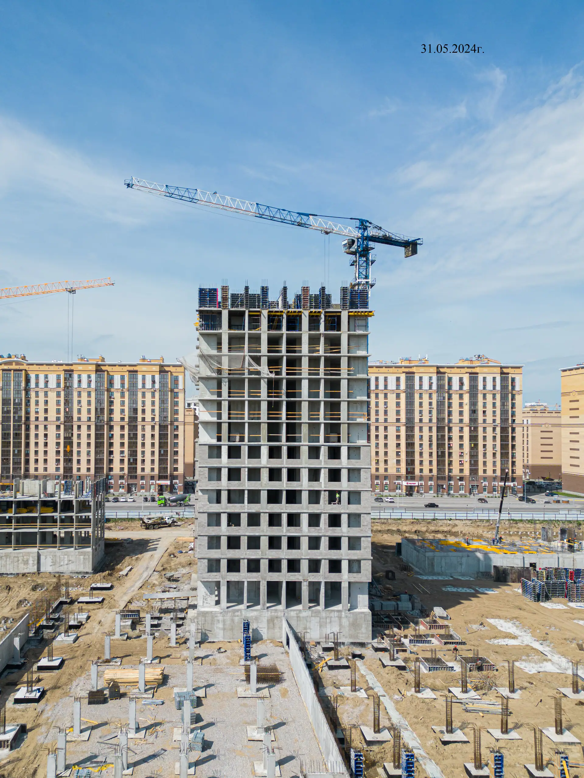 май, 2024