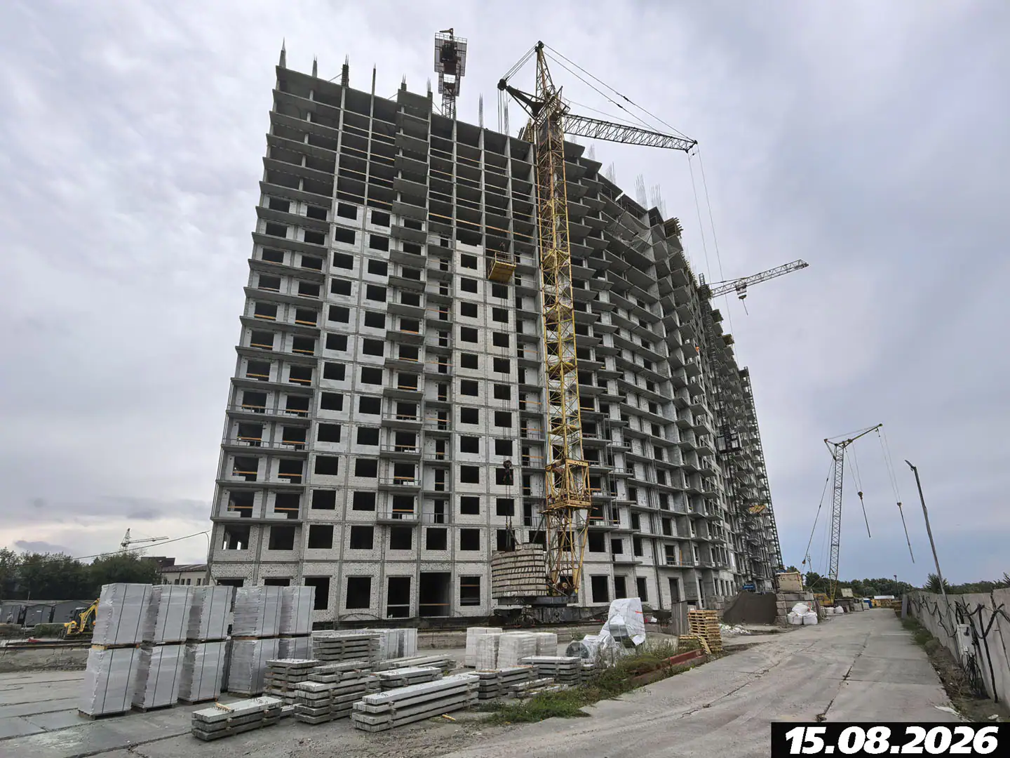 август, 2026