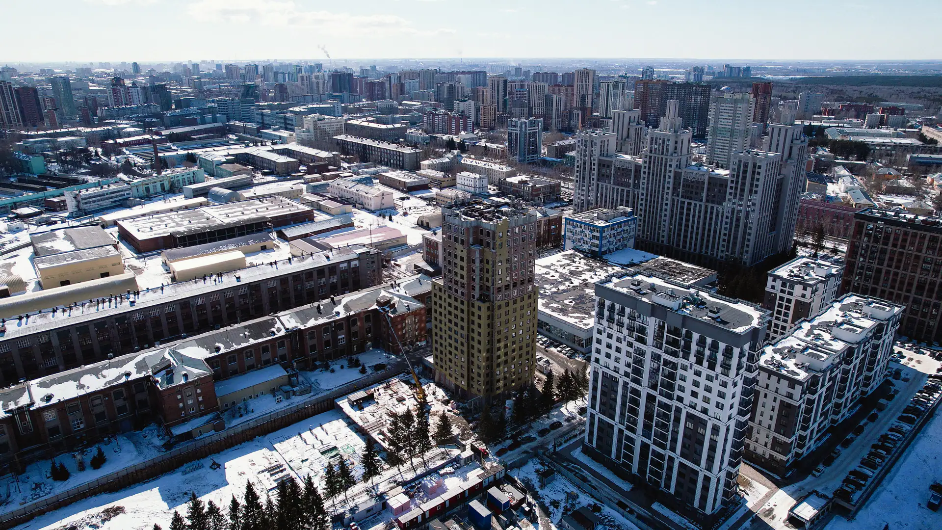 апрель, 2025