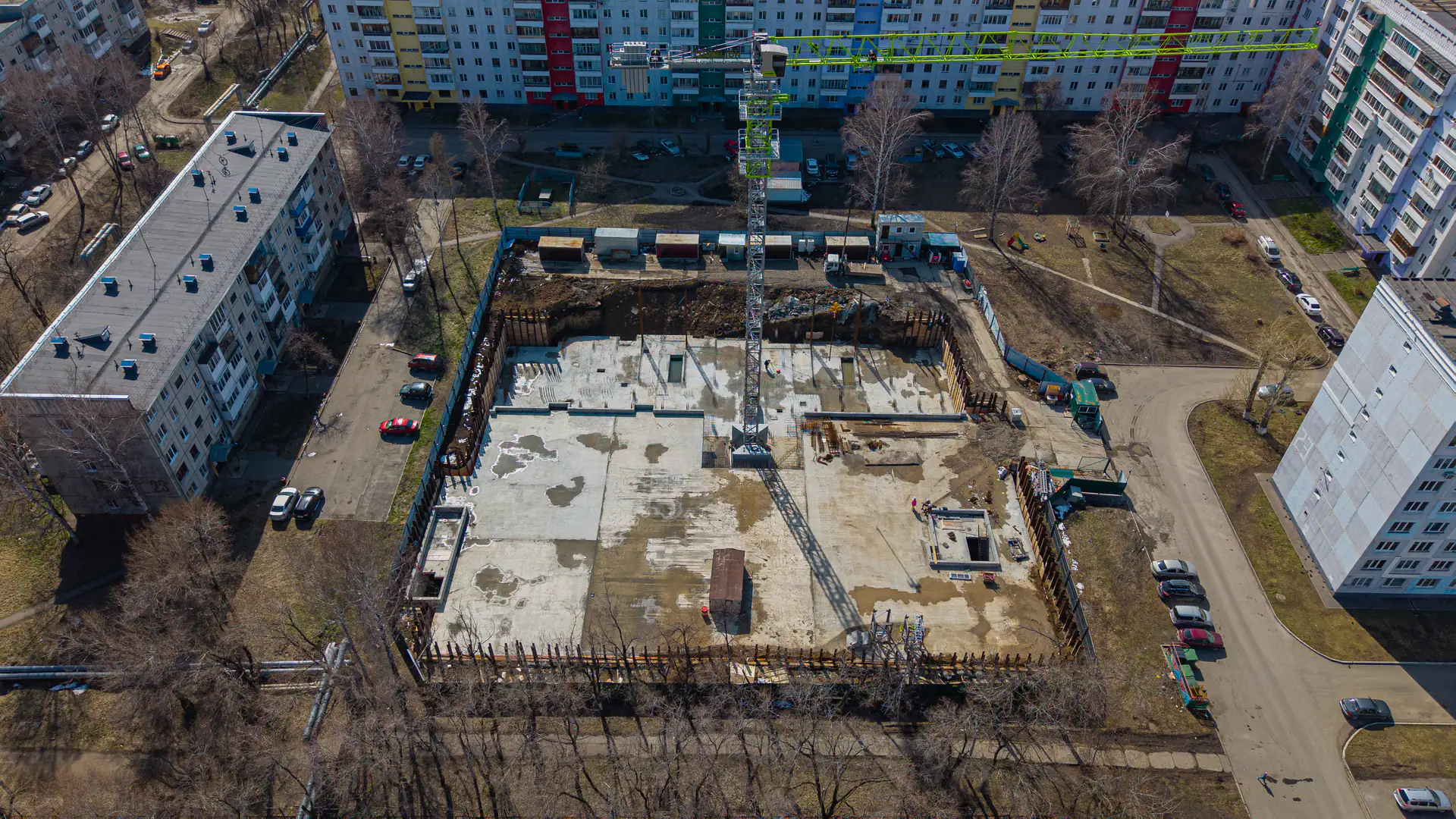 апрель, 2025