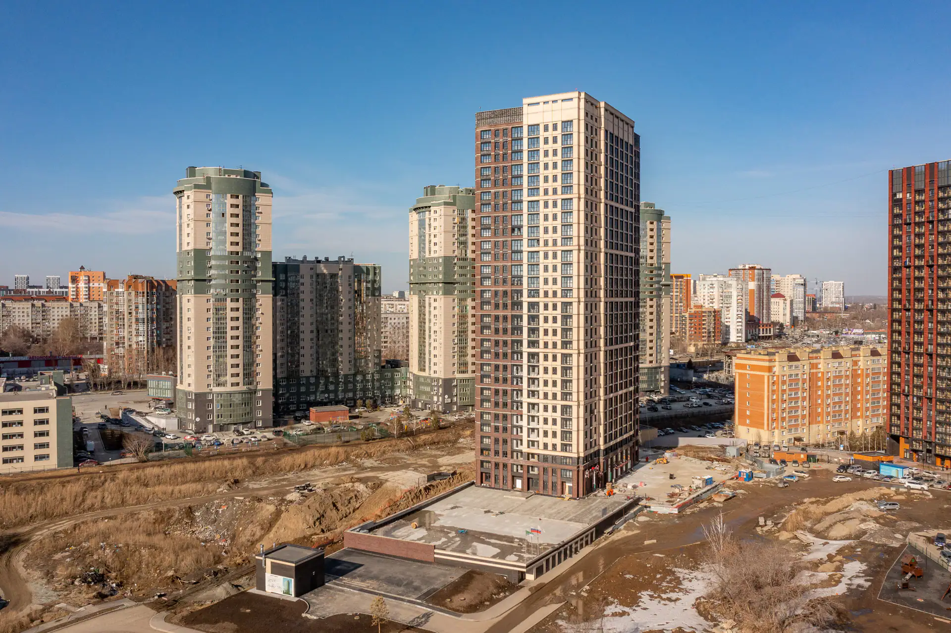 апрель, 2025