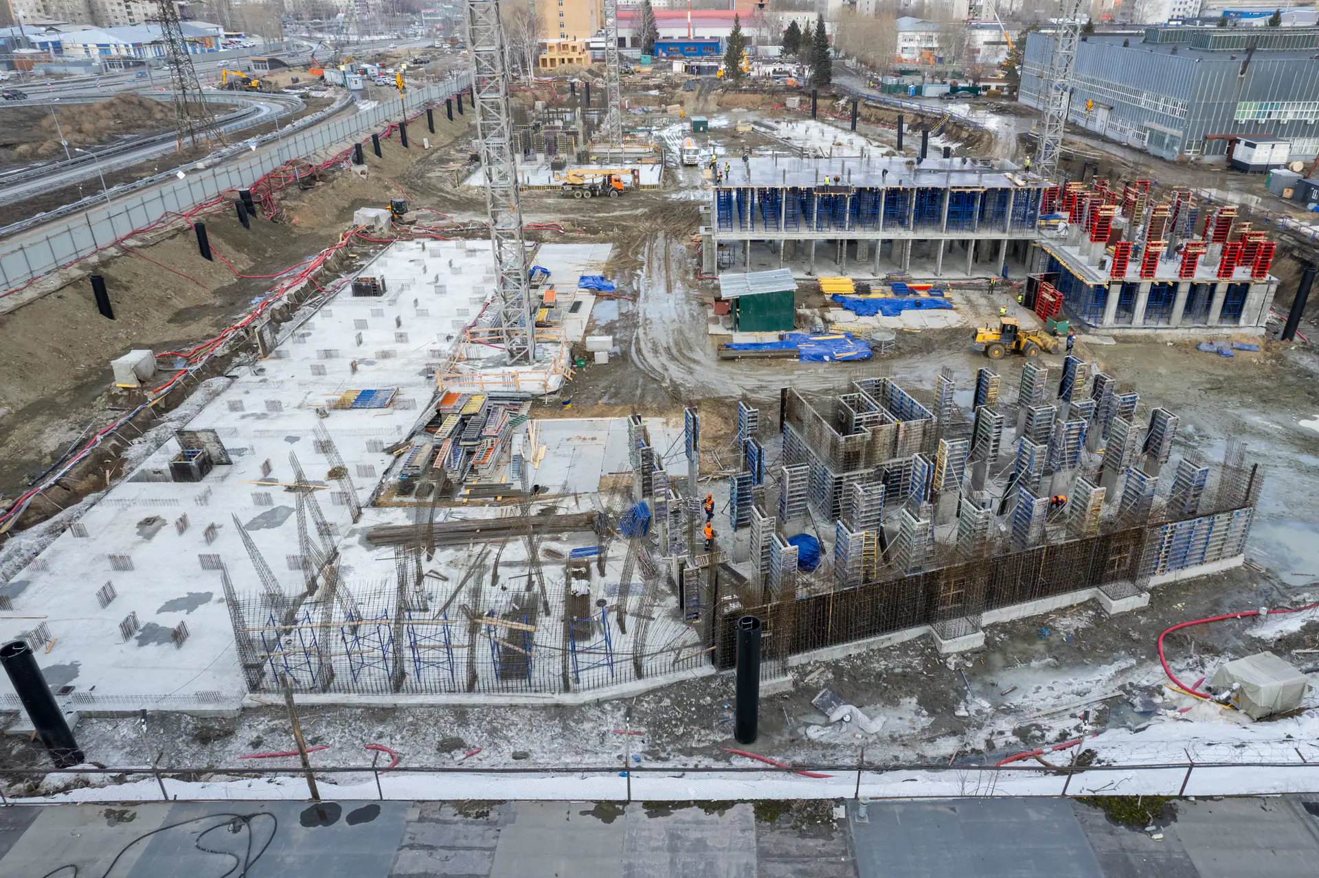 апрель, 2024