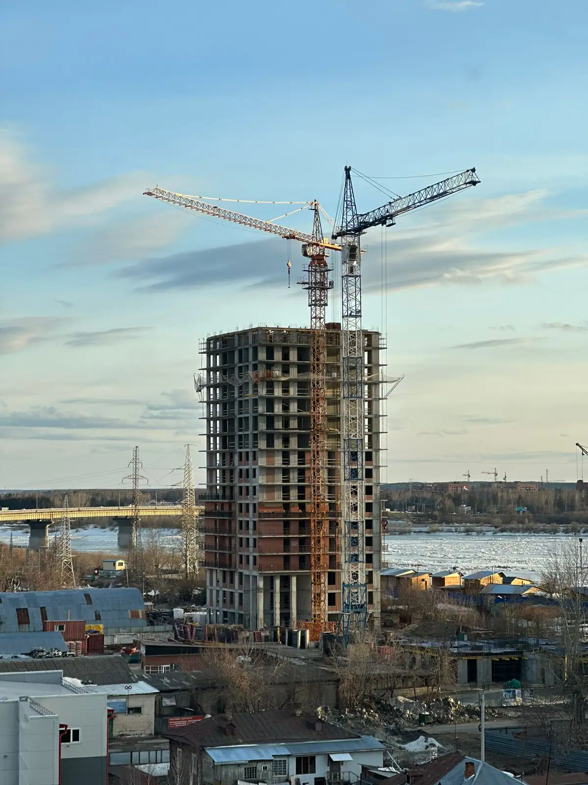 апрель, 2023