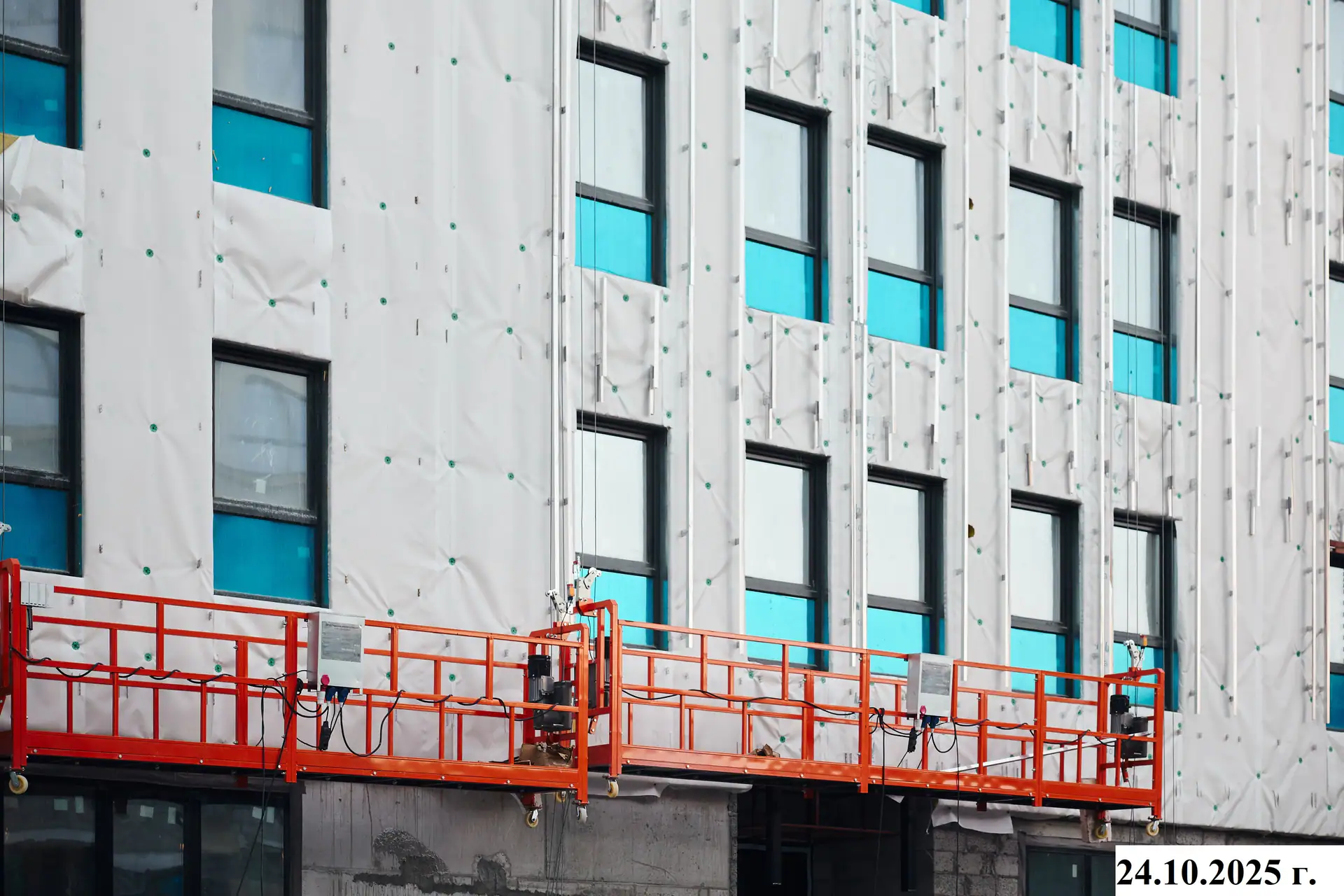 октябрь, 2025