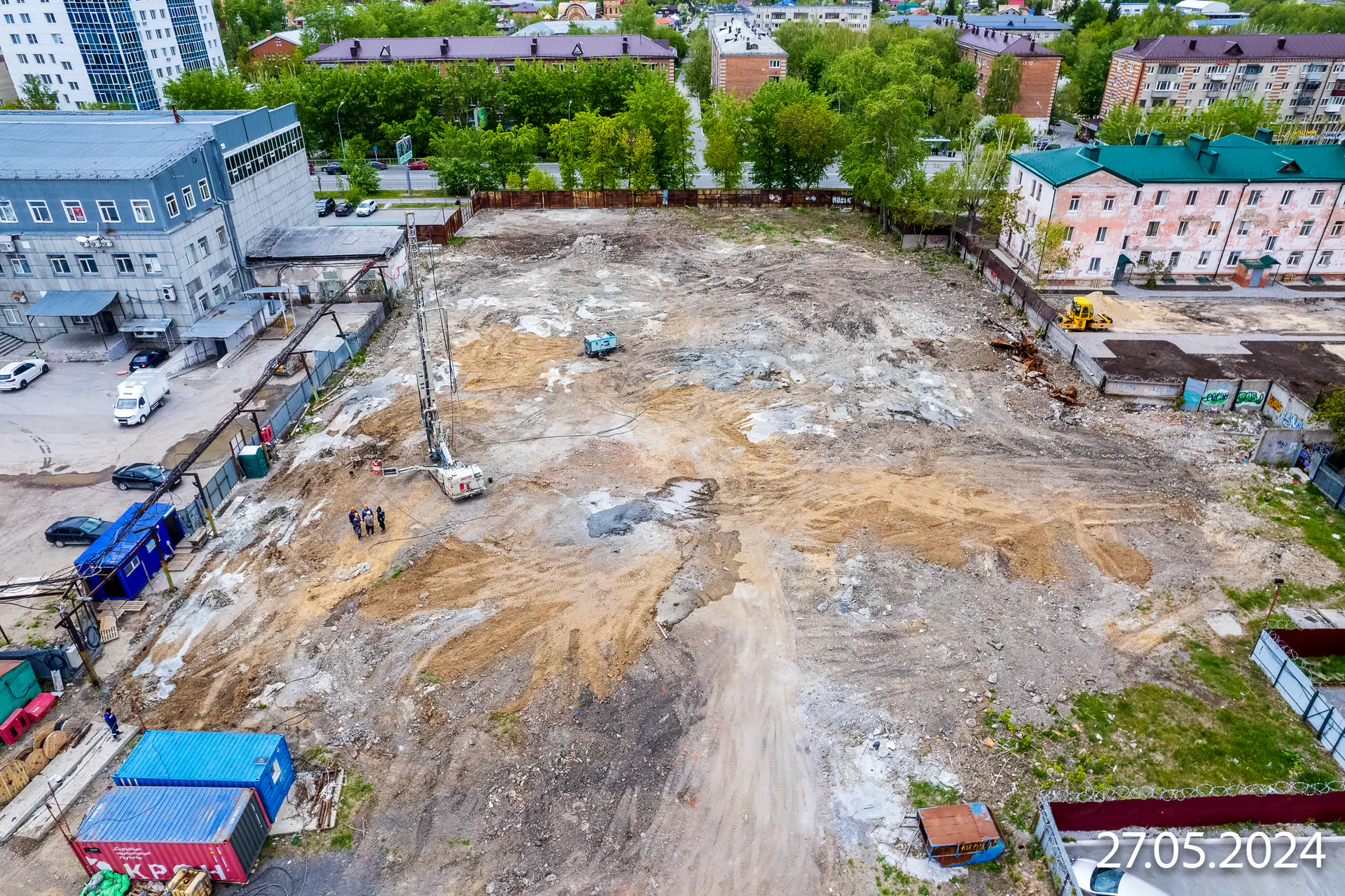 май, 2024