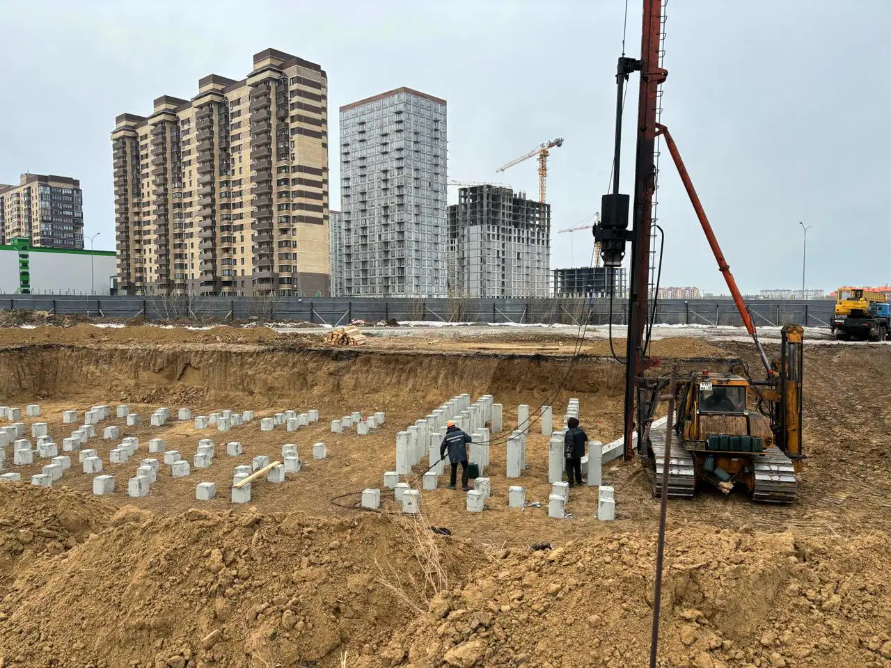 апрель, 2024