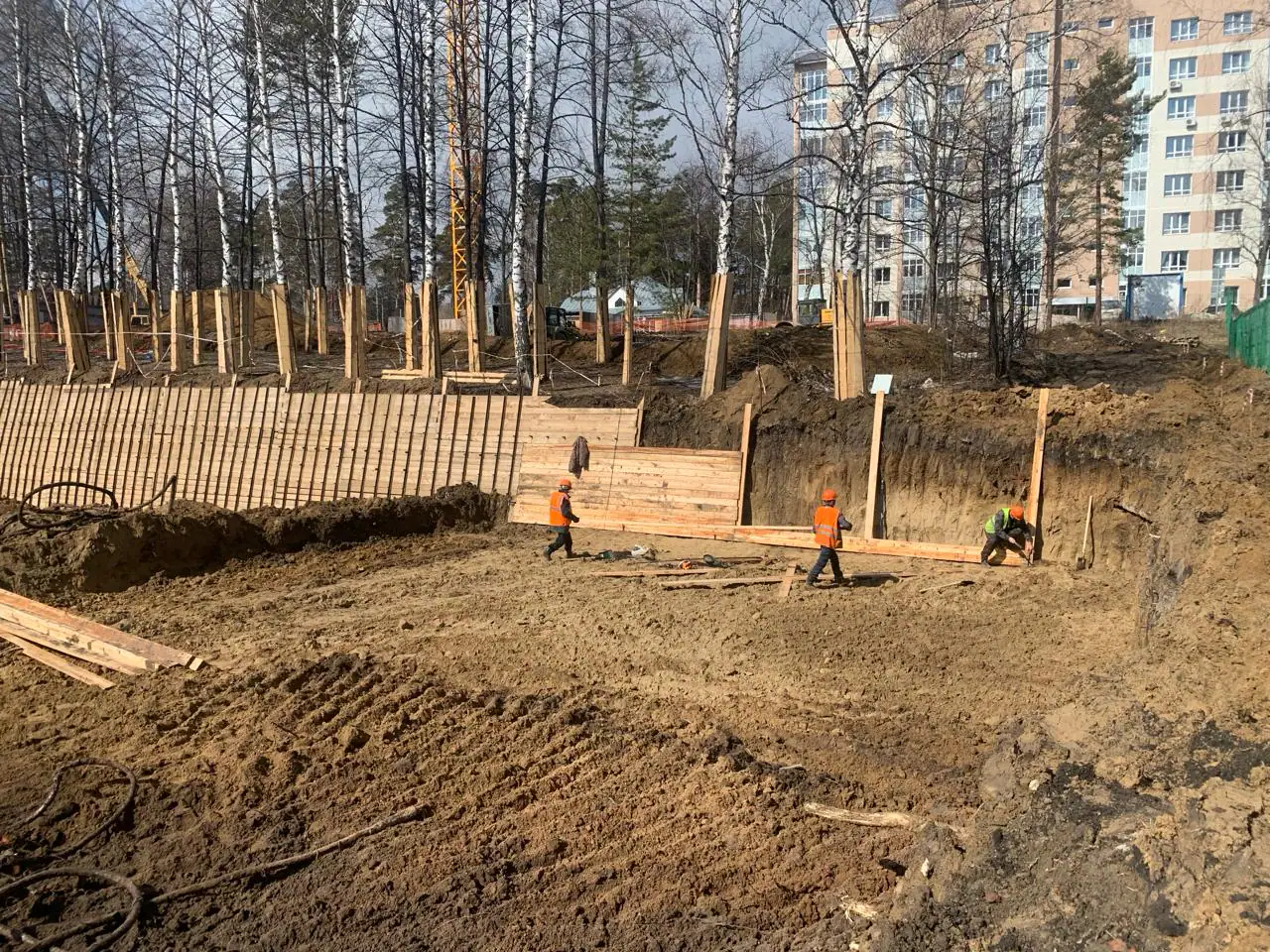 апрель, 2024