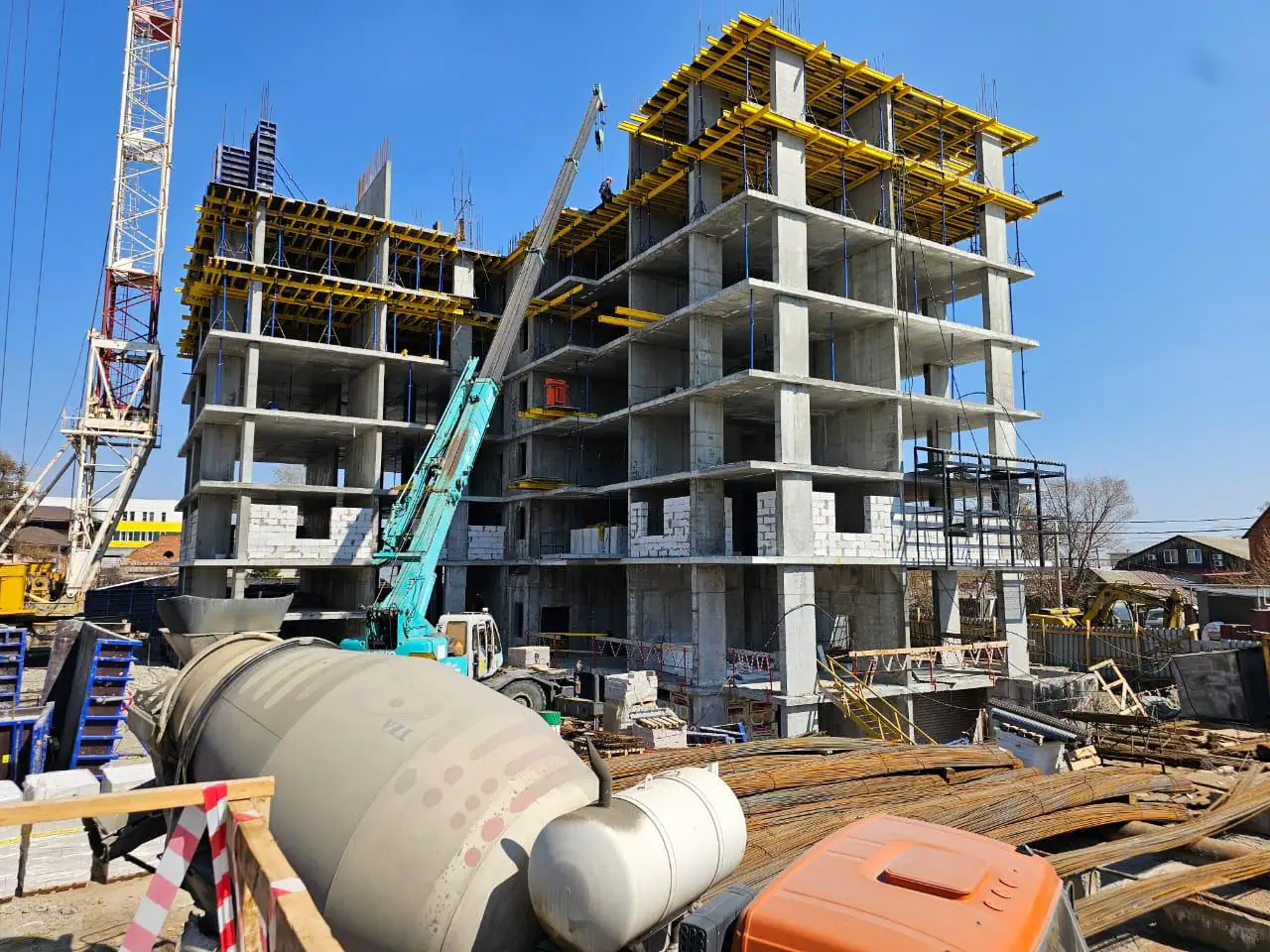 май, 2024