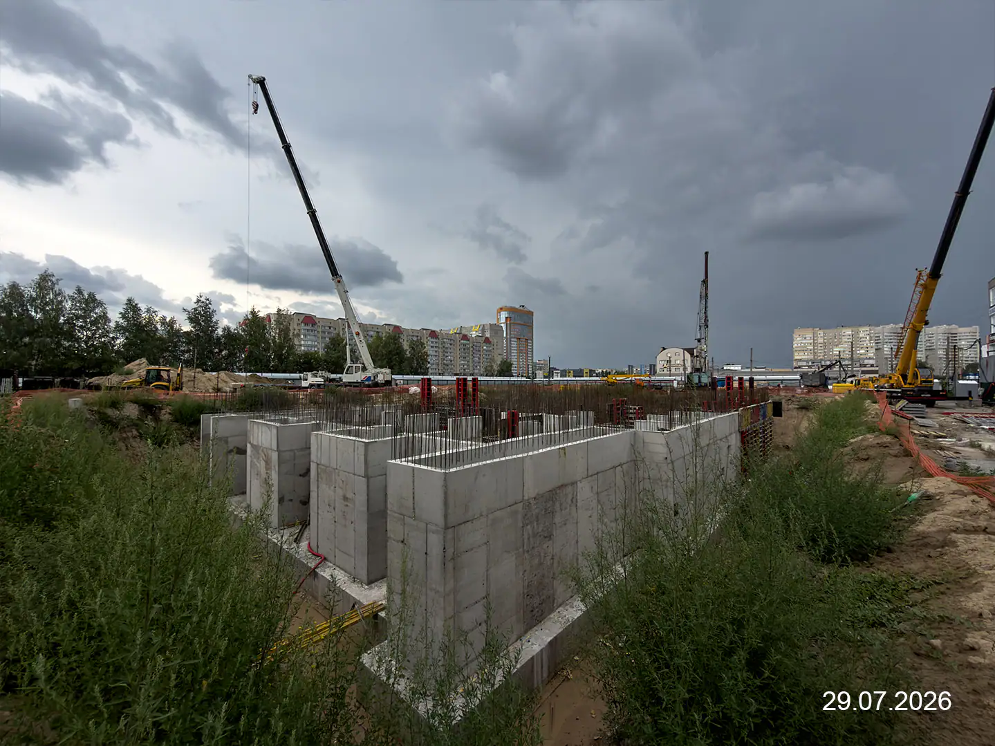август, 2026