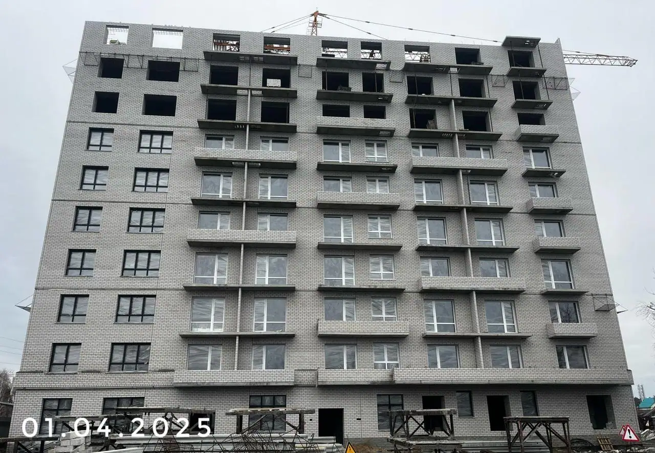 апрель, 2025