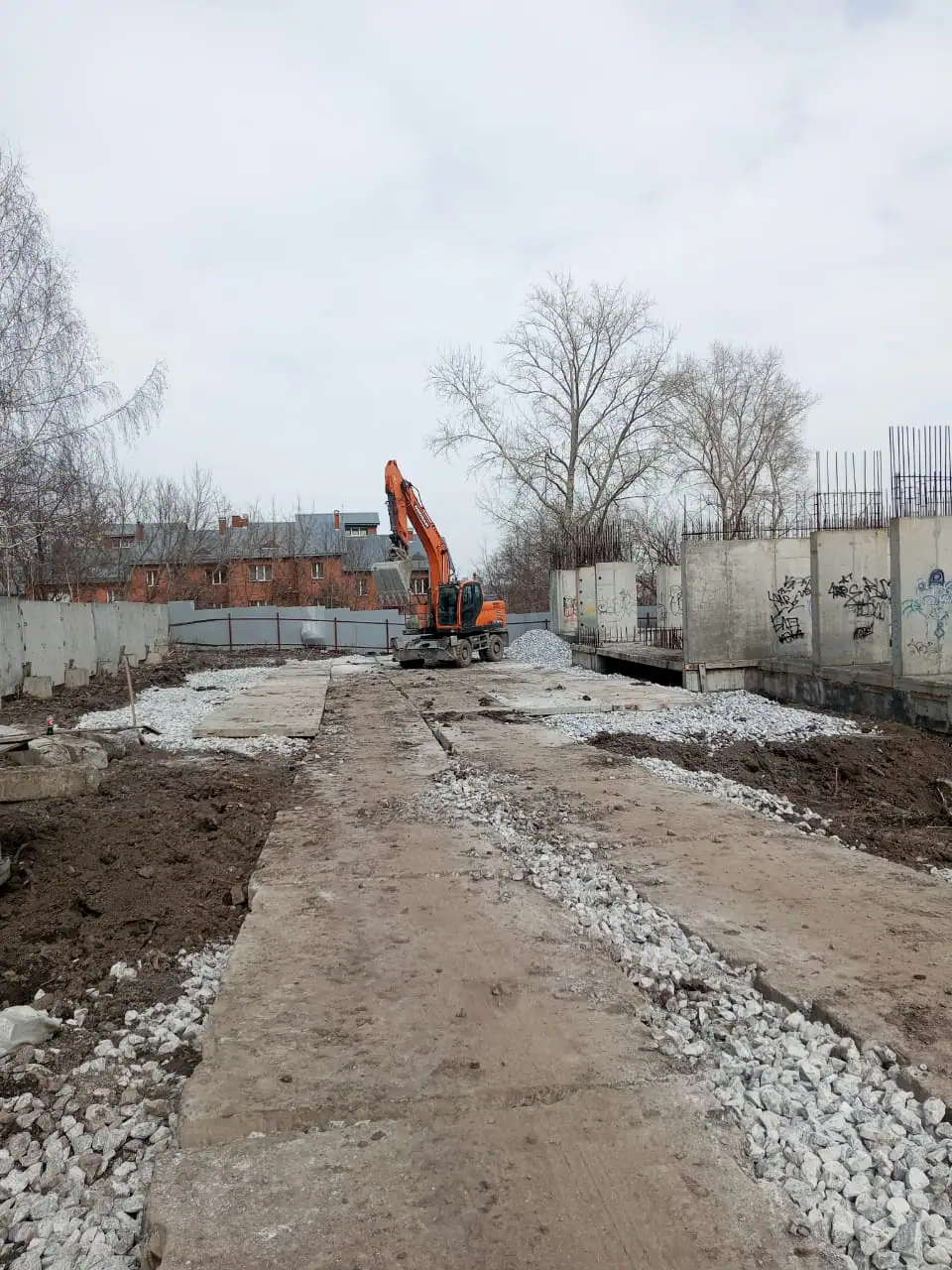апрель, 2024