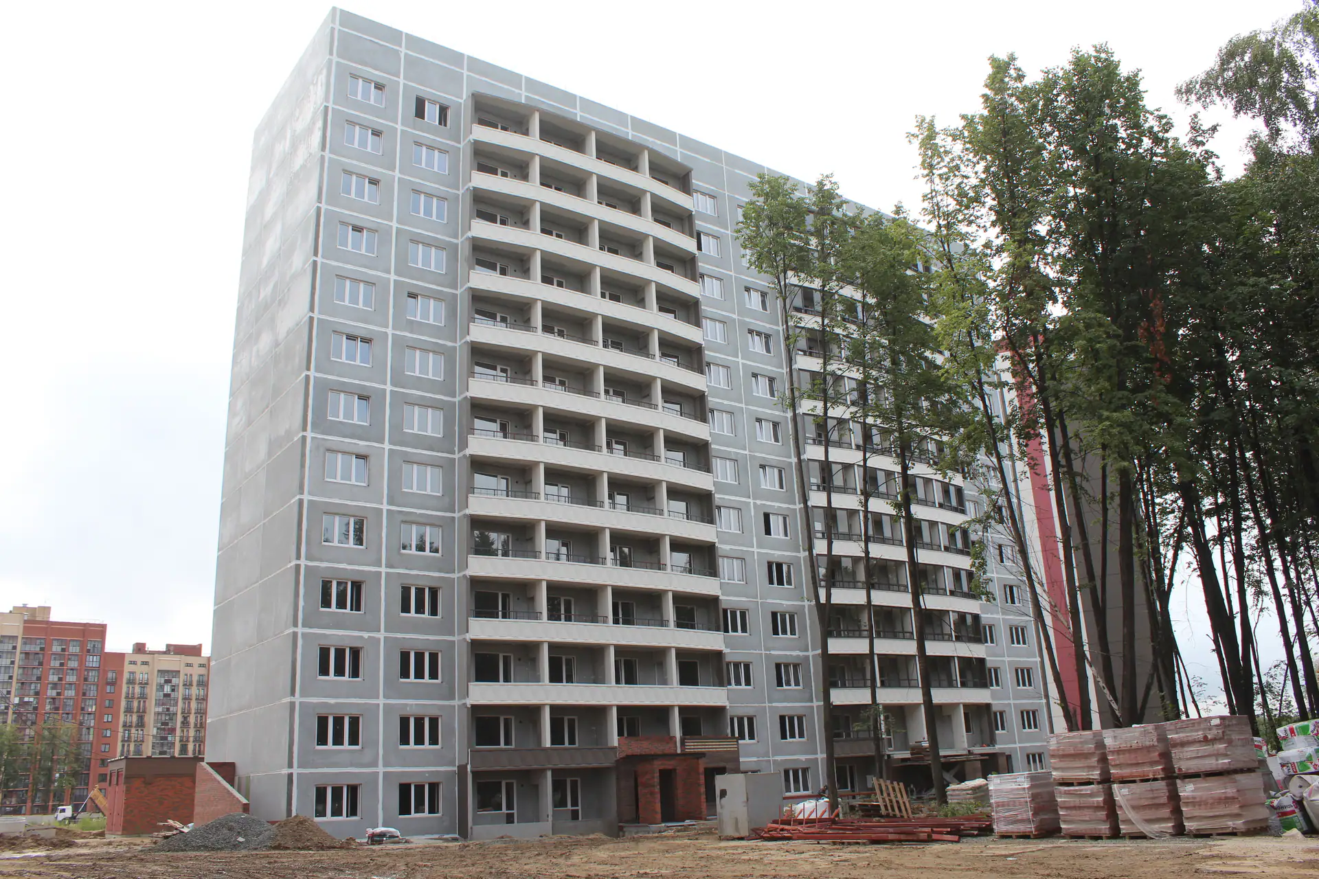 август, 2024