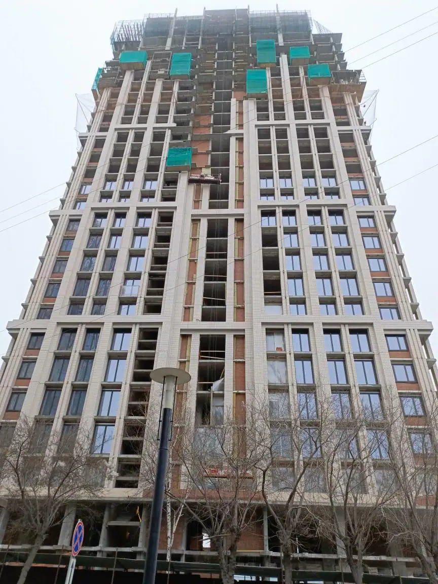 апрель, 2024
