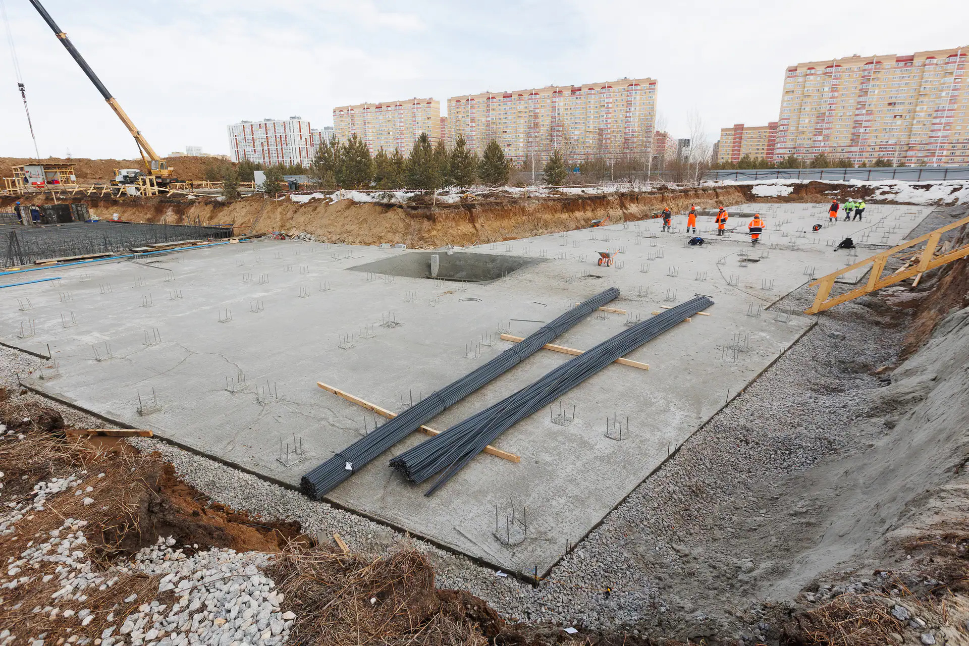 апрель, 2024