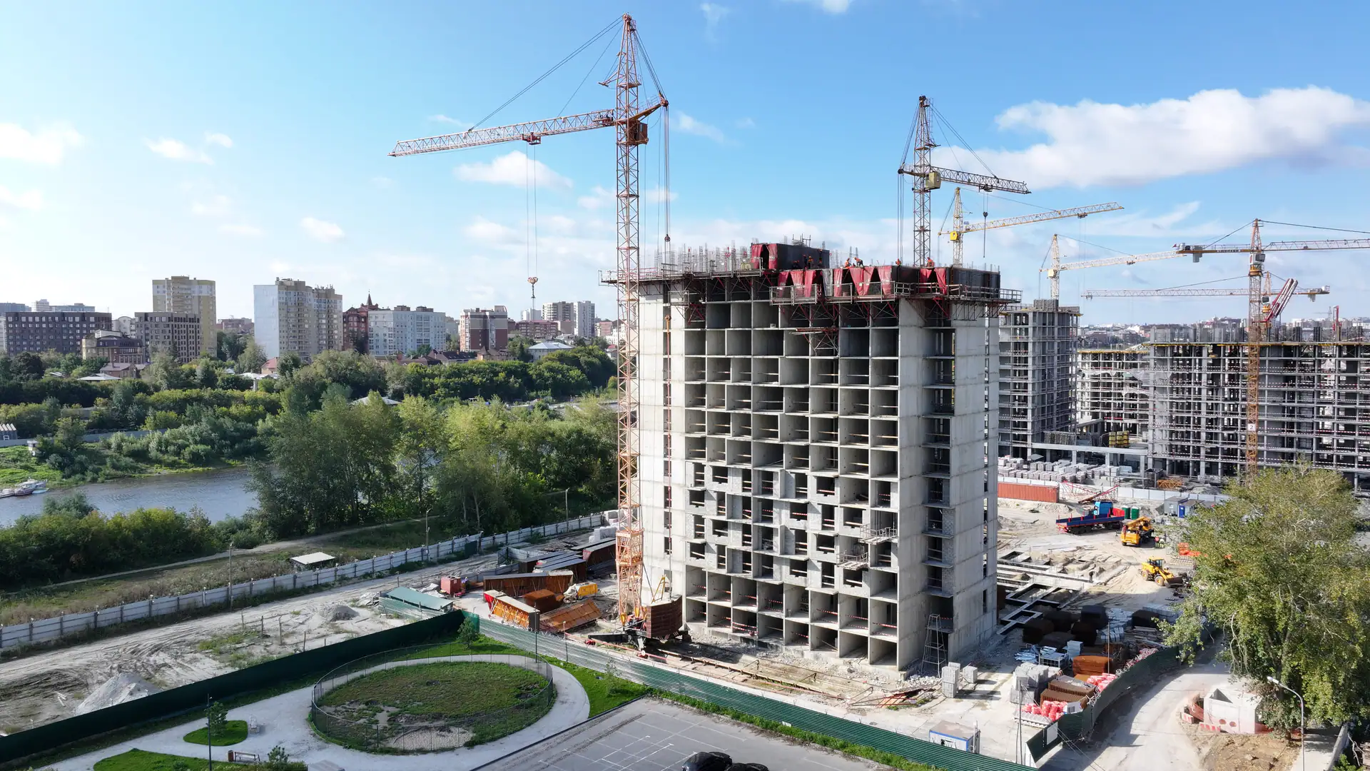 август, 2024