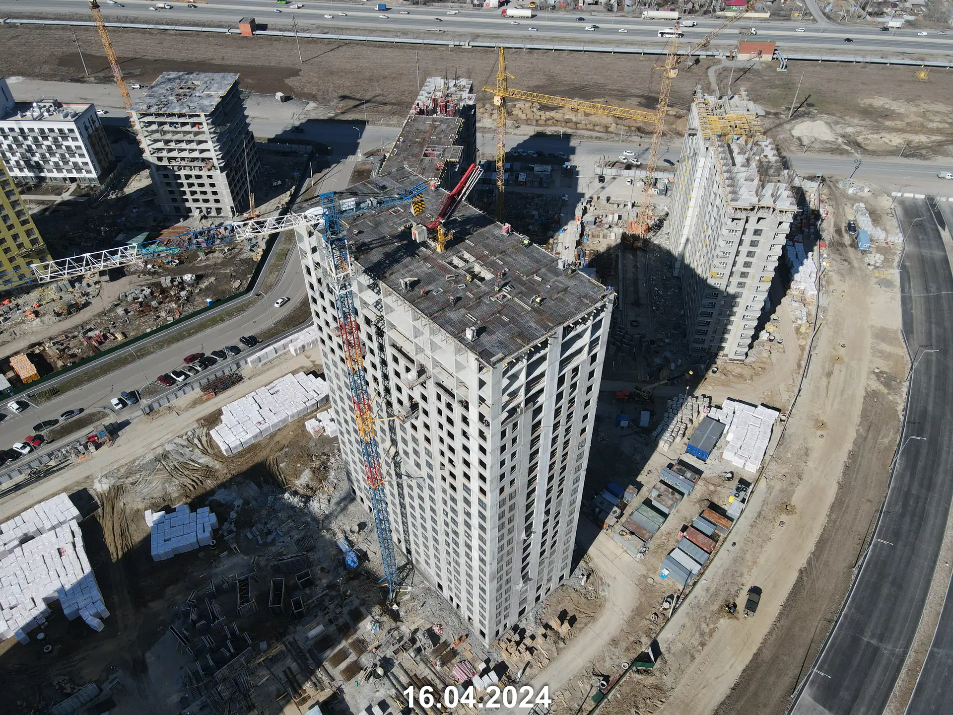апрель, 2024