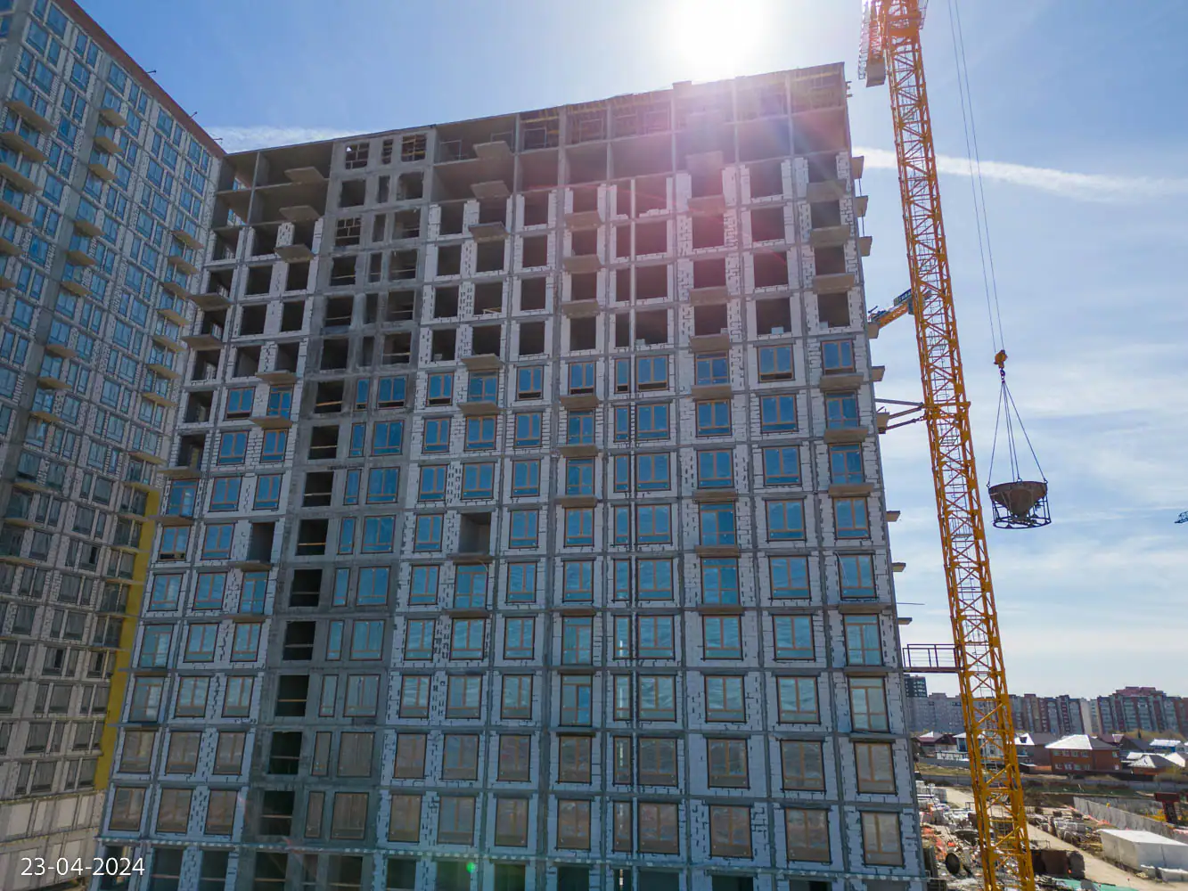 апрель, 2024