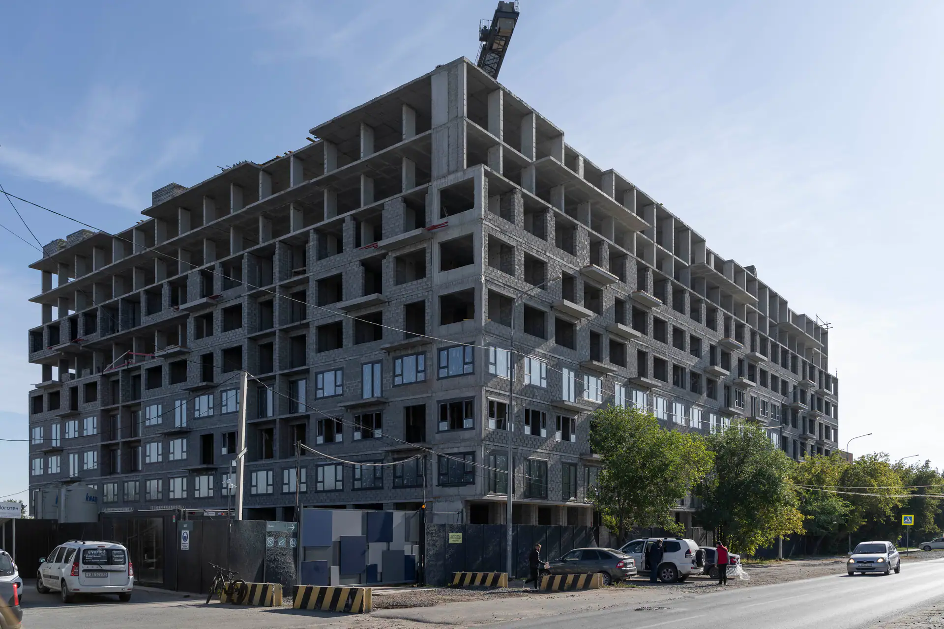 август, 2023