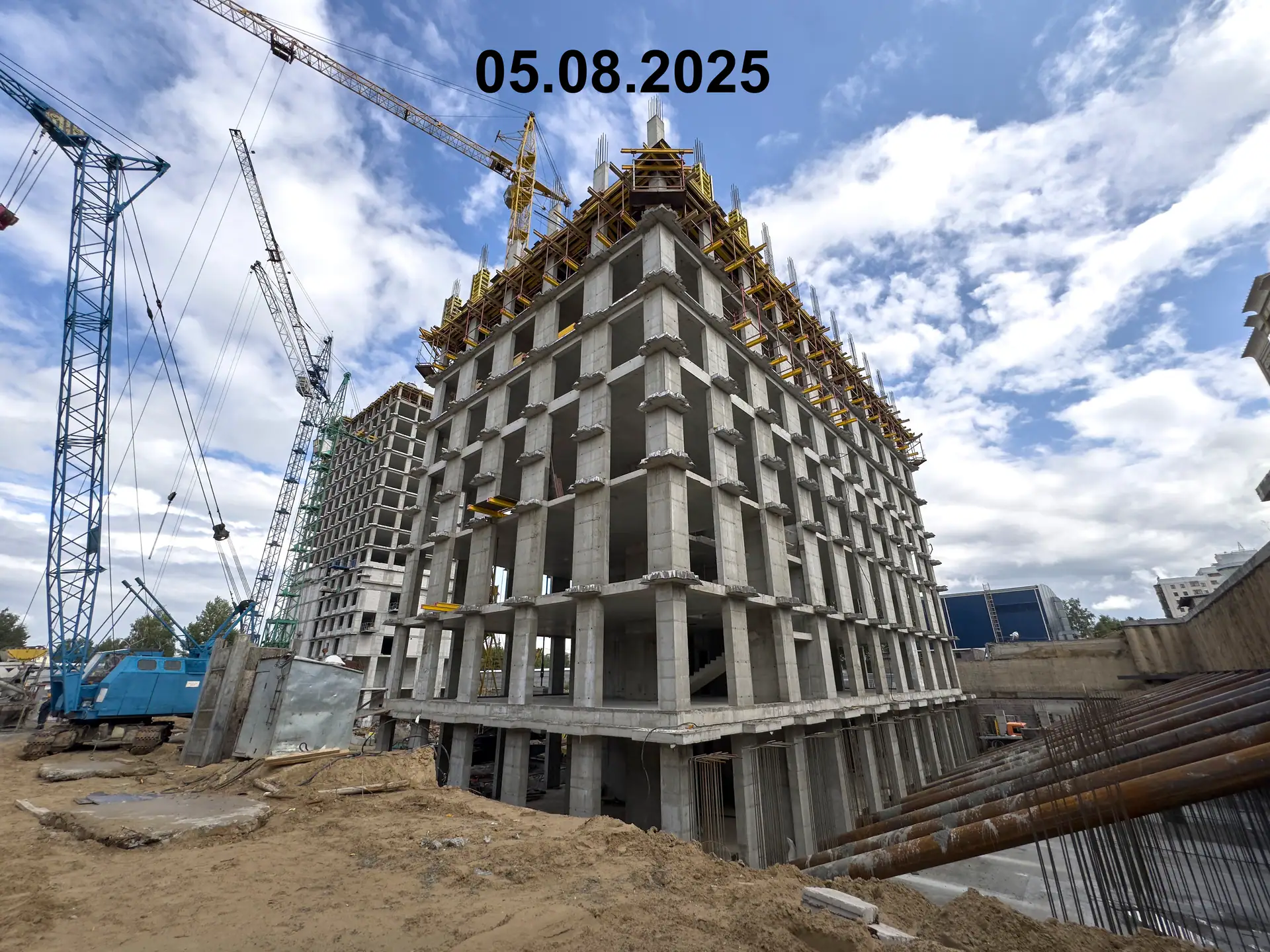 август, 2025