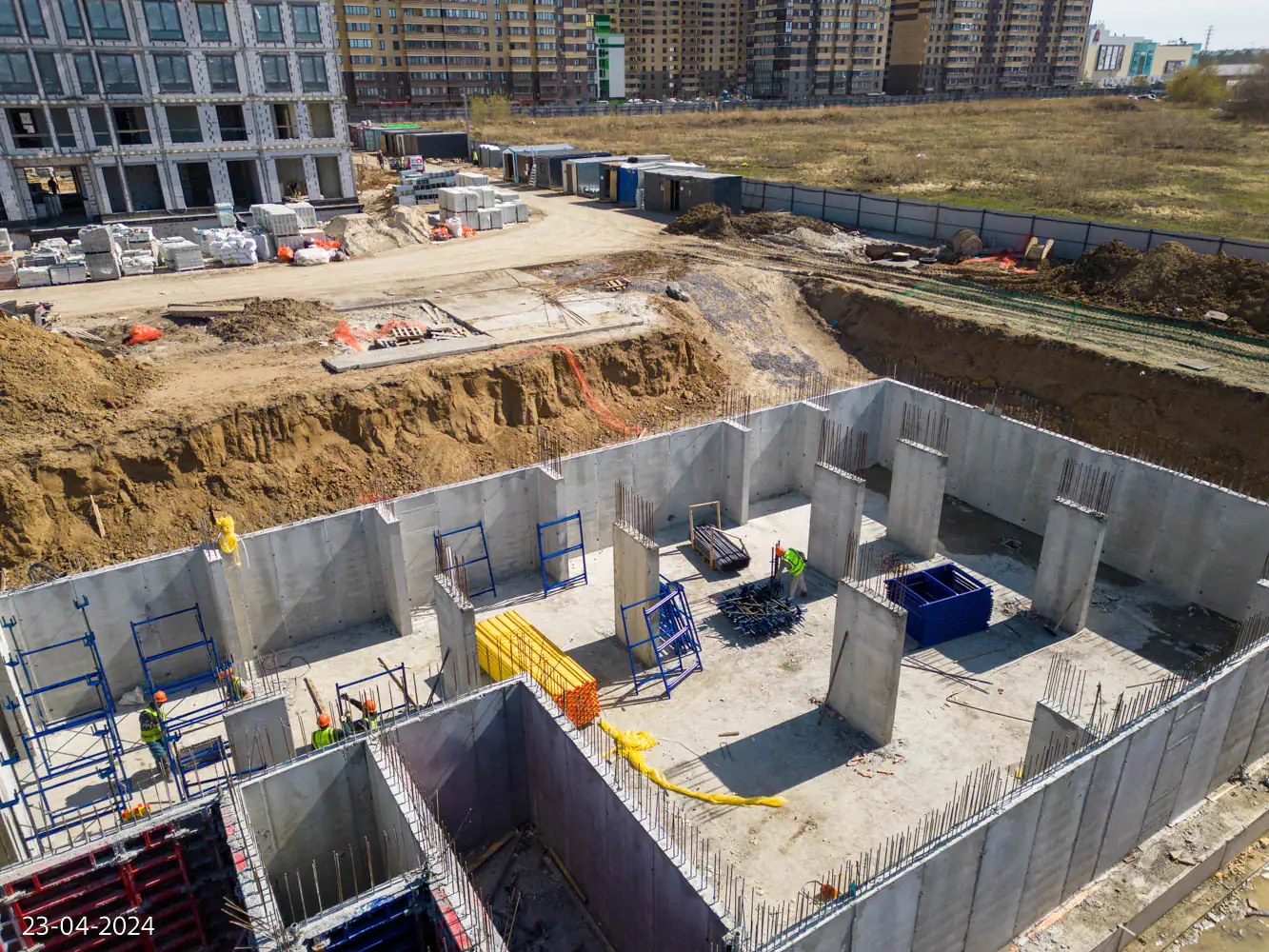 апрель, 2024