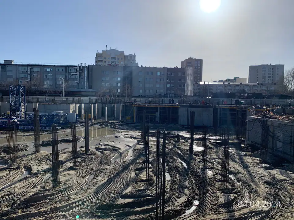 апрель, 2024