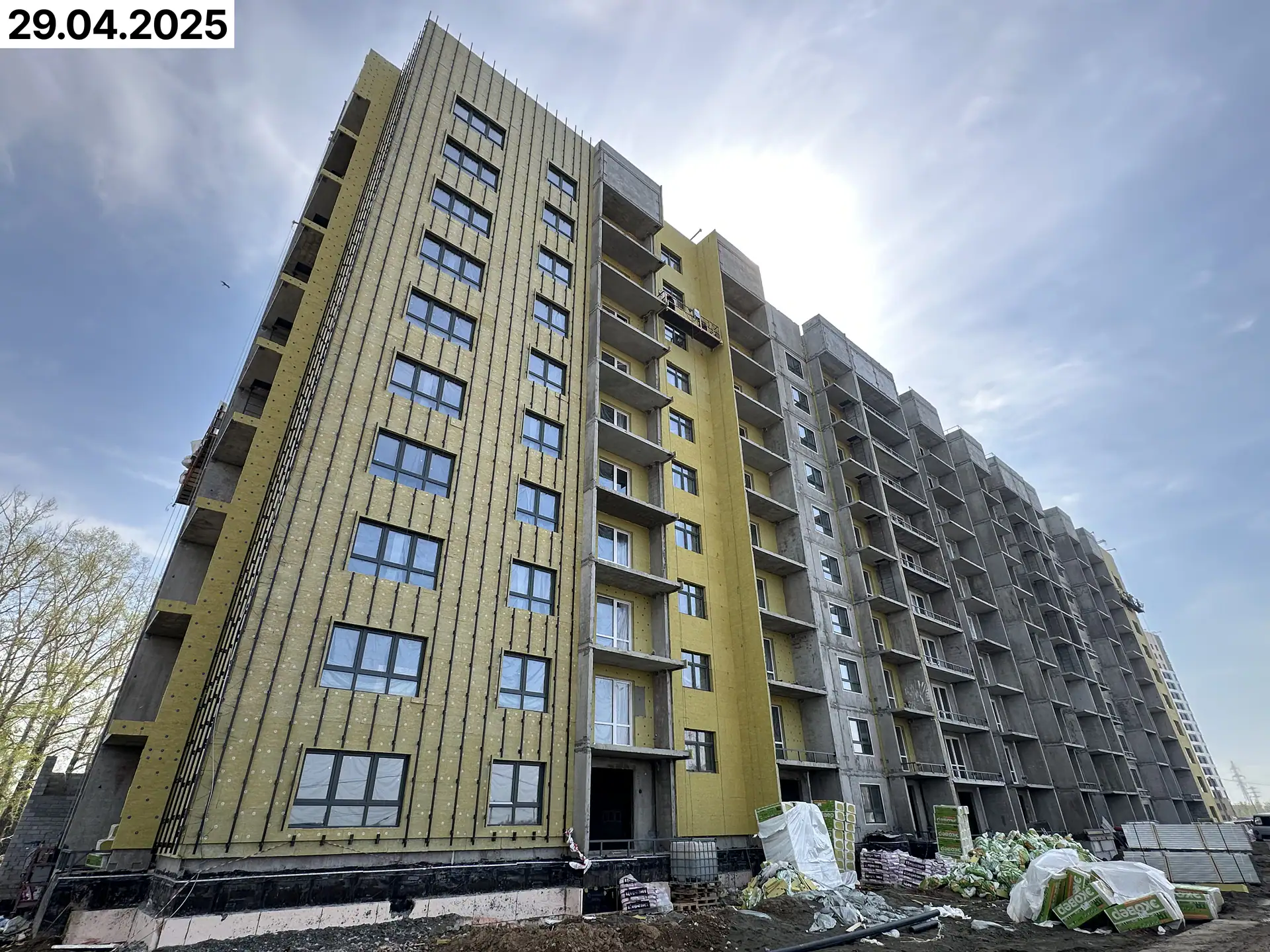 апрель, 2025