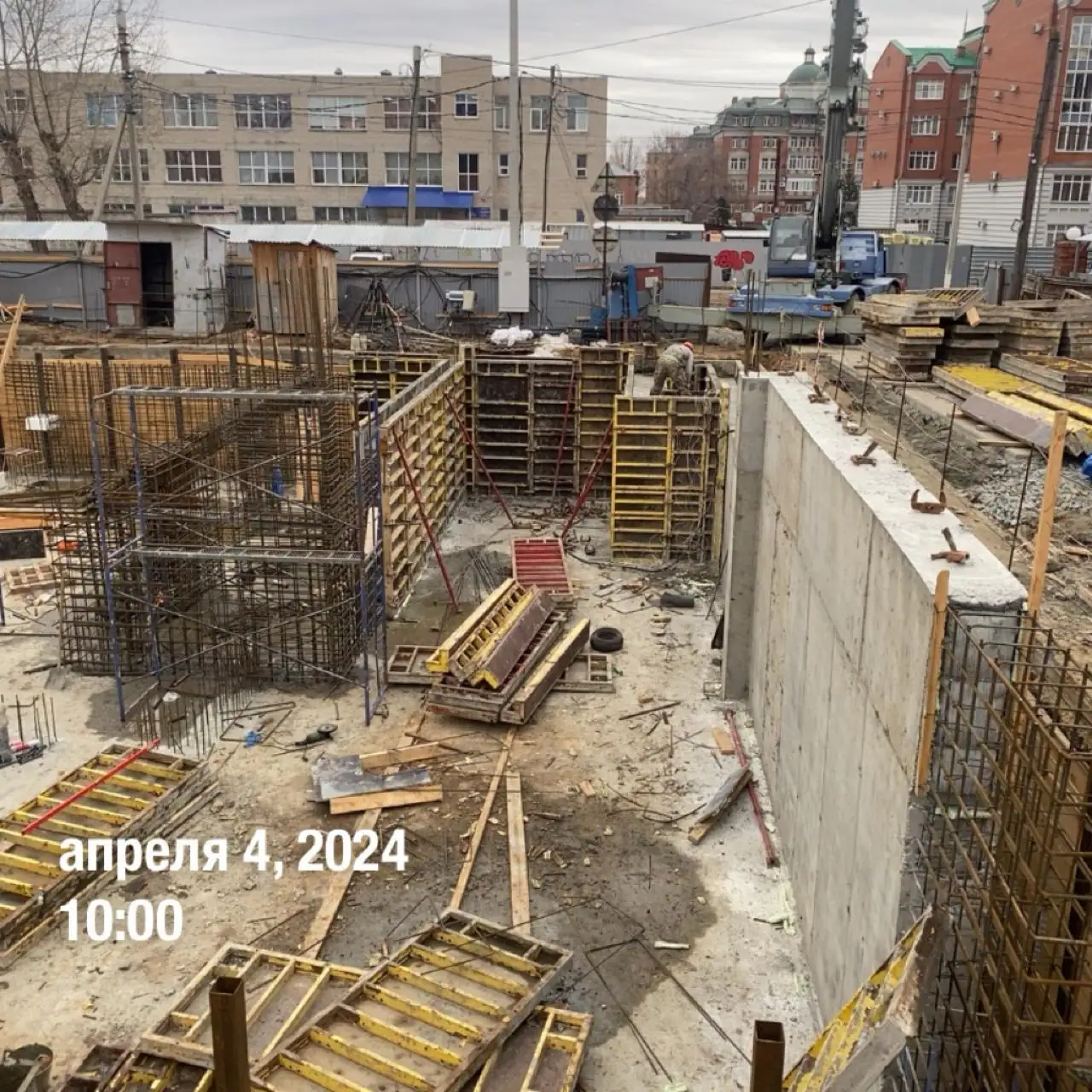 апрель, 2024